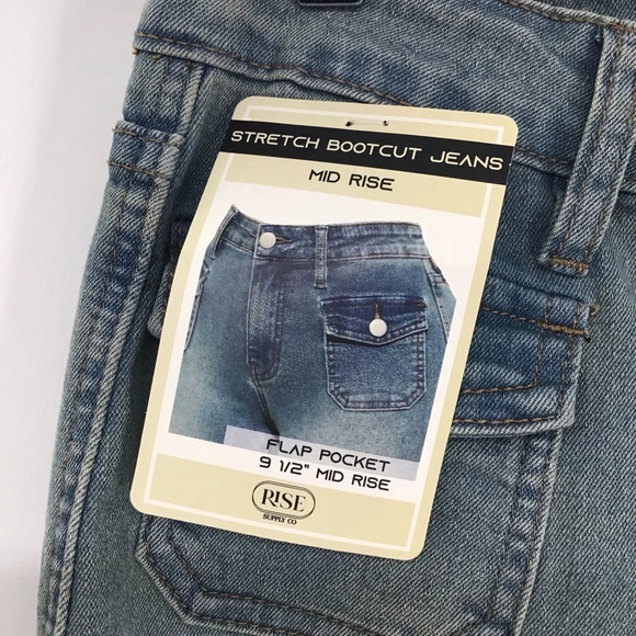 Rise Supply Co. Juniors Stretch Bootcut Mid-Rise Vintage Wash Jeans NWT Size 3 - Picture 4 of 10